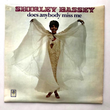 Shirley Bassey - Does...
