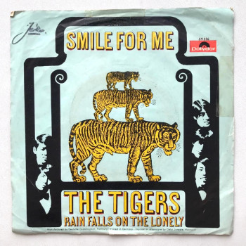 Tigers, The - Smile For Me...
