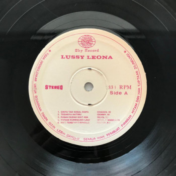 Lussy Leona - Yussie...