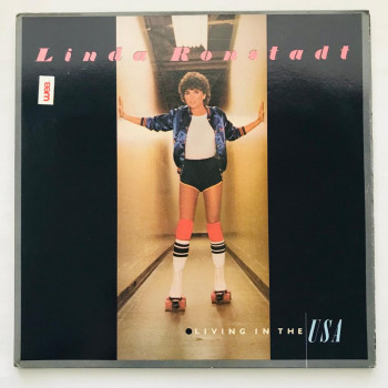 Linda Ronstadt - Living In...