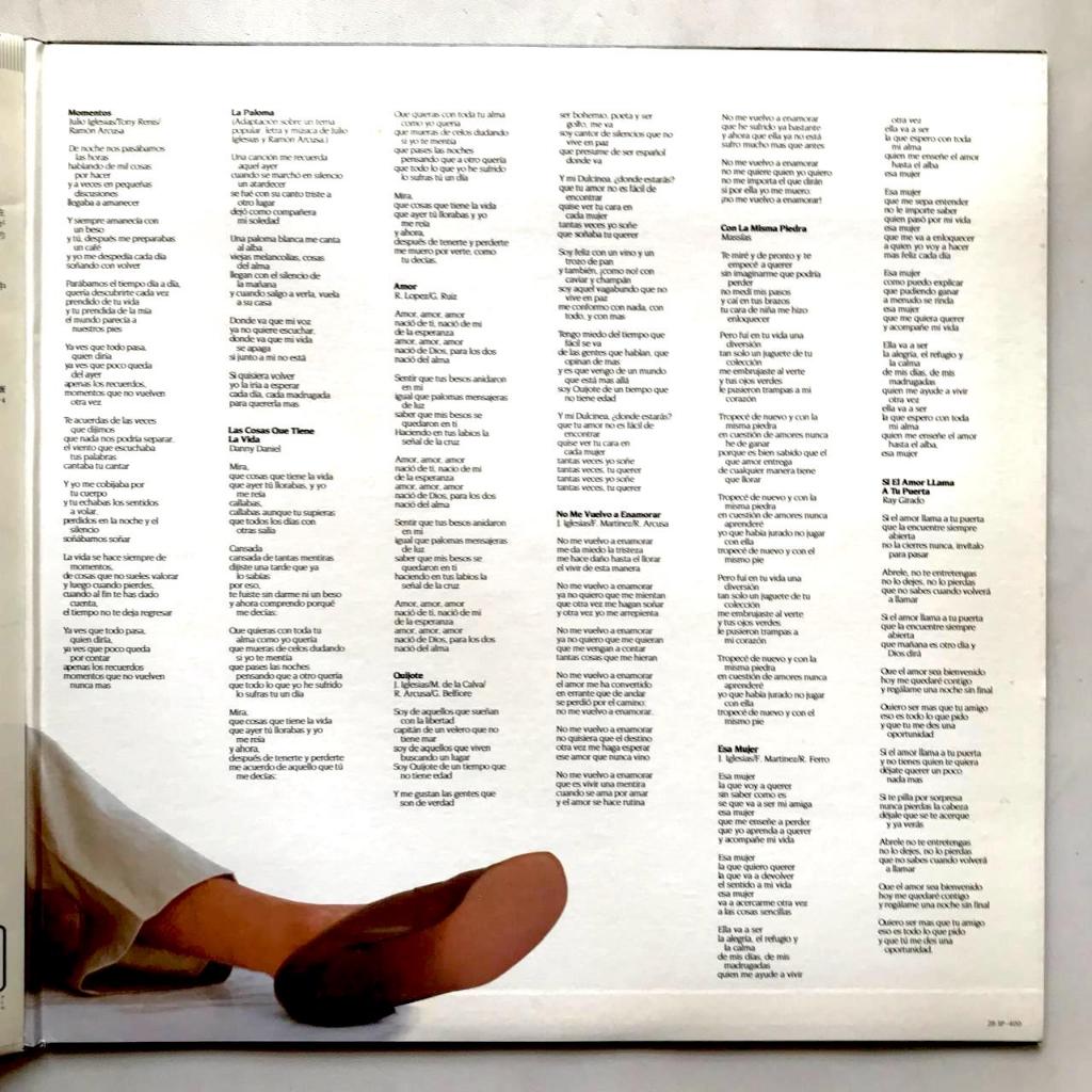 Julio Iglesias - Momentos - LP Vinyl Piringan Hitam PH - Gambar 4